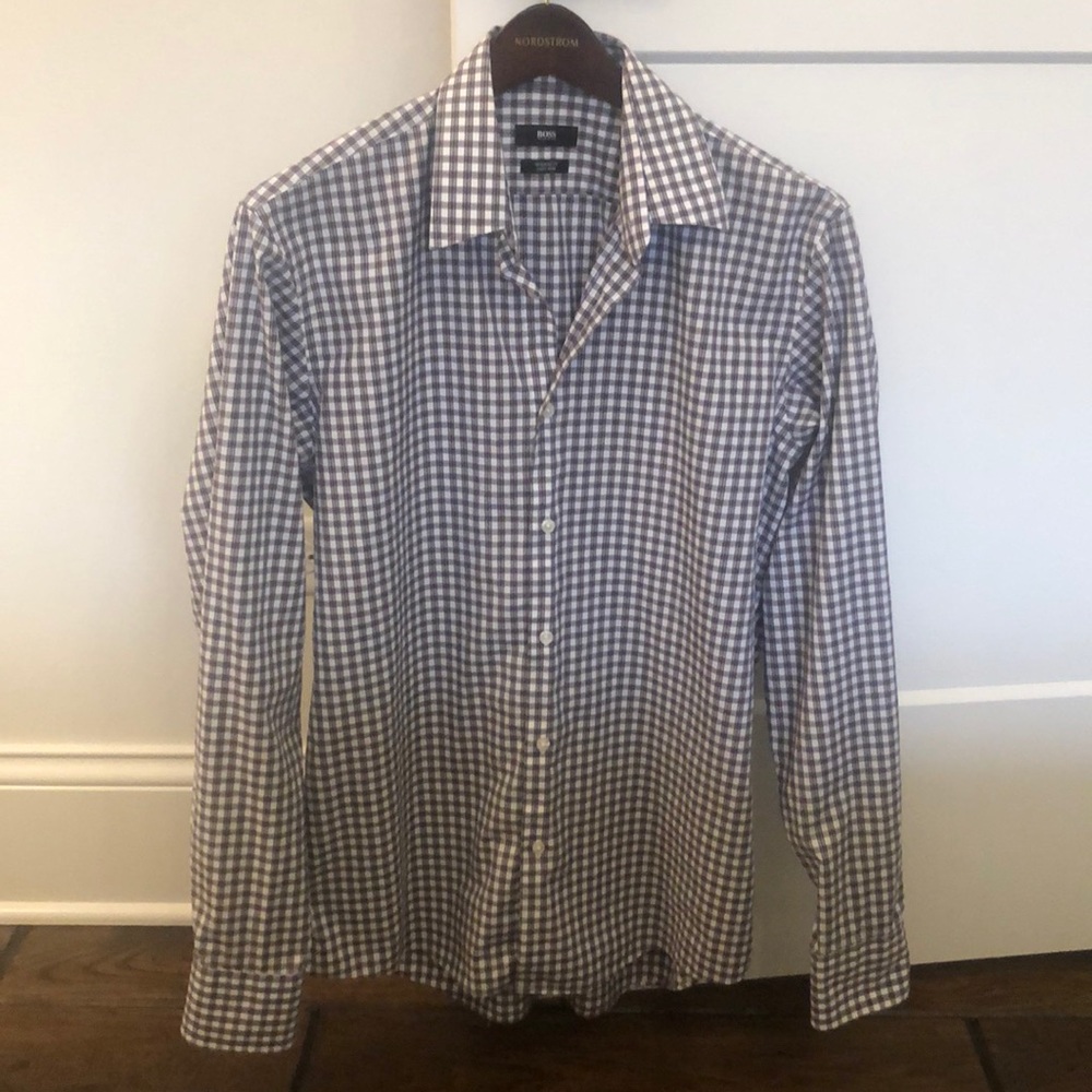 LIKE NEW Hugo Boss Men’s Brown White & Blue Plaid Dress Shirt